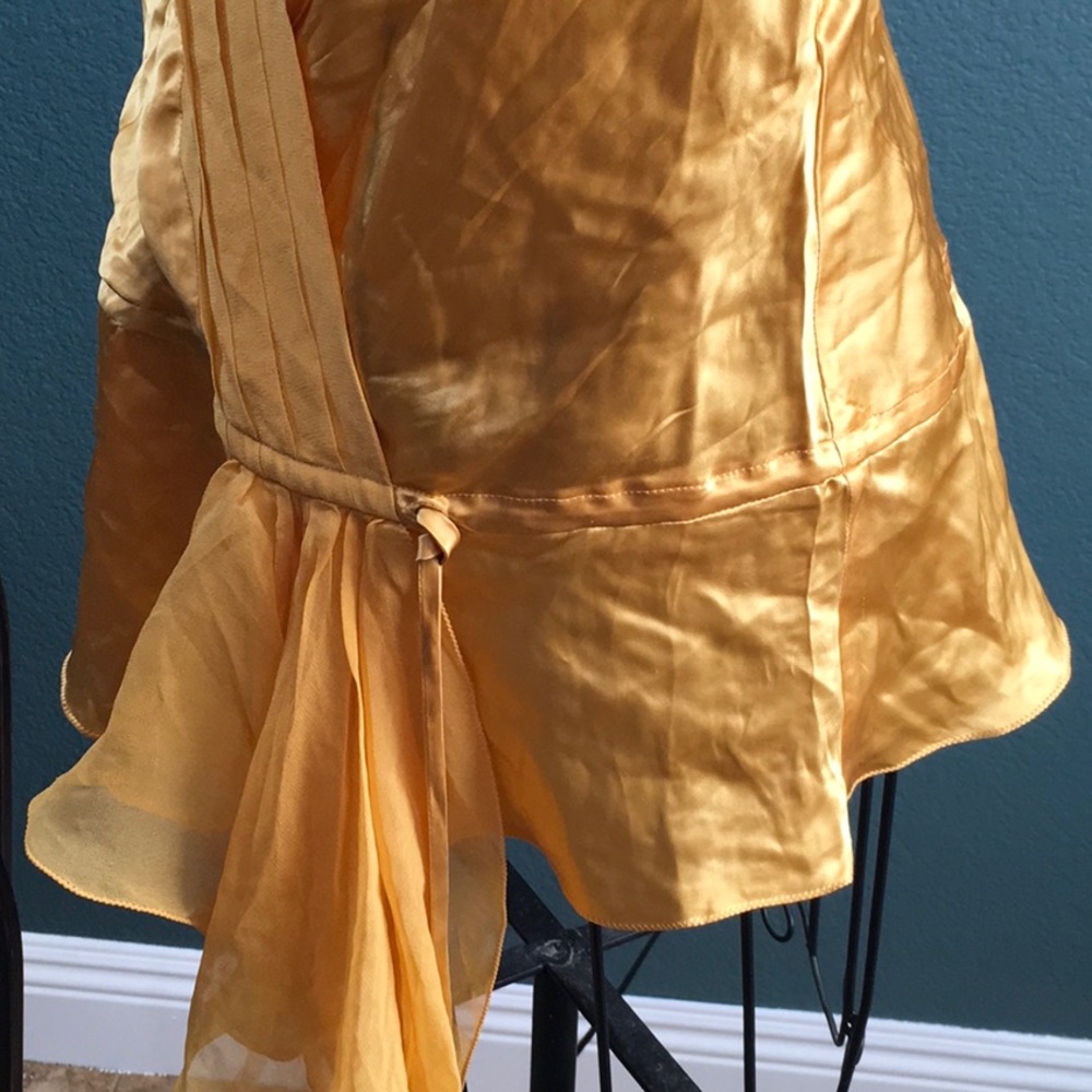 bebe 100% Silk Drawstring Crossover Ruffle Shirt - Picture 6 of 8